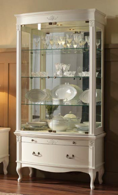 Витрина 805/885. Фото